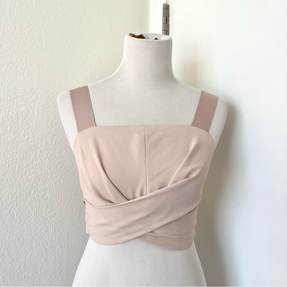 BCBGMAXAZRIA Crop Top